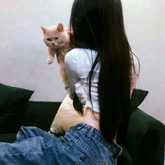 5个吓鬼的少年