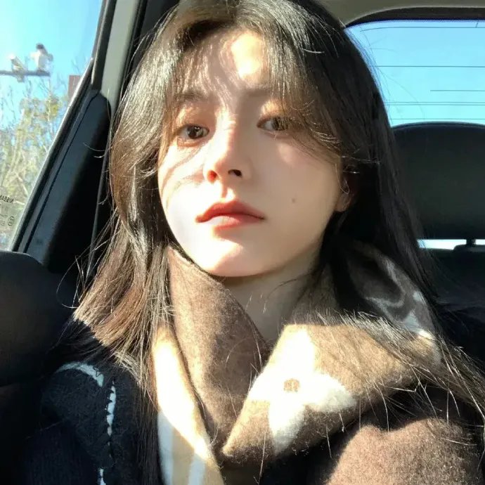 艾米丽·布莱尔的秘密